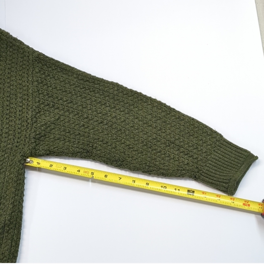 Universal Thread Women's Cable Knit Sweater - Picture 5 of 7